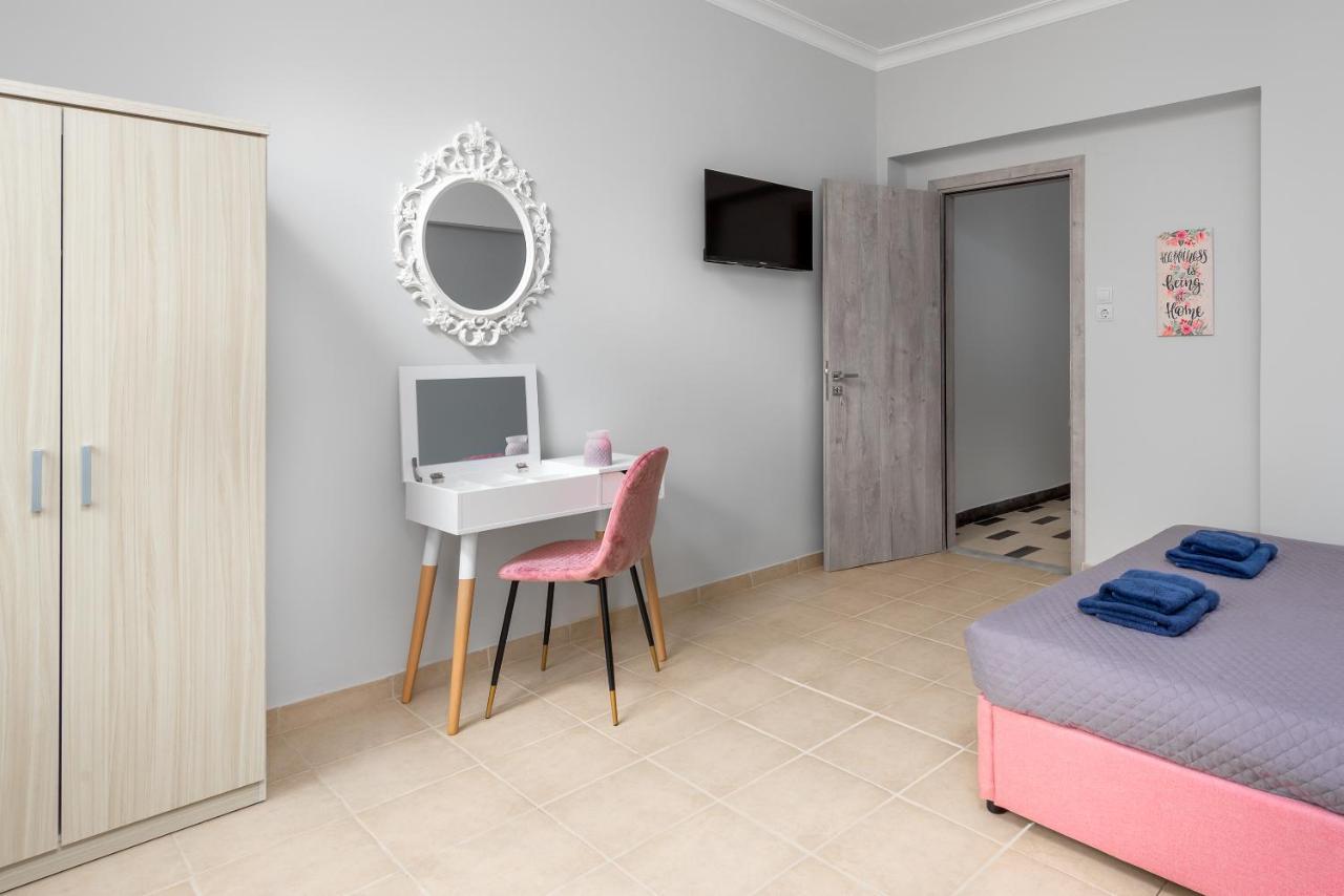 Townhall Apartment's Apartment *